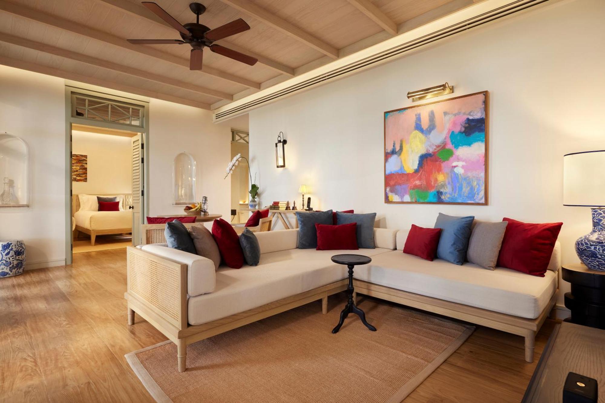Charras Bhawan Hotel And Residences HHQ Habitación foto